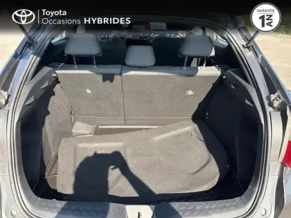 Photo 13 Toyota C-HR  122h Dynamic 2WD E-CVT RC18
