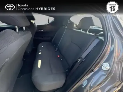 Photo 12 Toyota C-HR  122h Dynamic 2WD E-CVT RC18