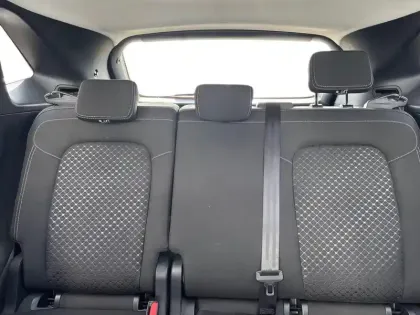Photo 8 Ford Kuga  2.5 Duratec 180ch Hybrid FlexiFuel Titanium Powershift