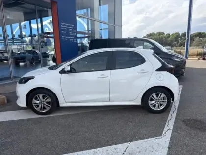 Photo 15 Toyota Yaris  120 VVT-i Dynamic Business 5p MC24 - Garantie Usine 12/2027