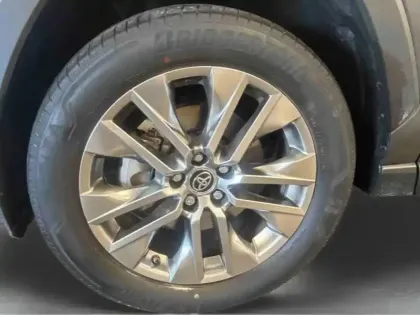 Photo 10 Toyota Rav4  2.5 Hybride 218ch Lounge 2WD MY23