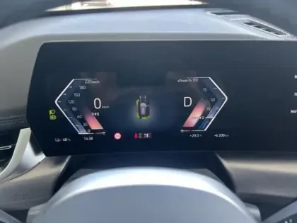 Photo 11 BMW X1  ieDrive20 204ch M Sport