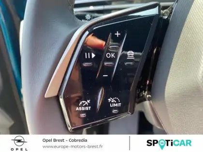 Photo 24 Peugeot 5008  Hybrid 145ch Allure e-DCS6
