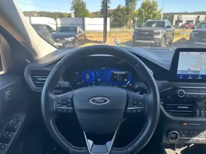 Photo 6 Ford Kuga 2.0 EcoBlue 190ch Vignale BVA i-AWD 11cv