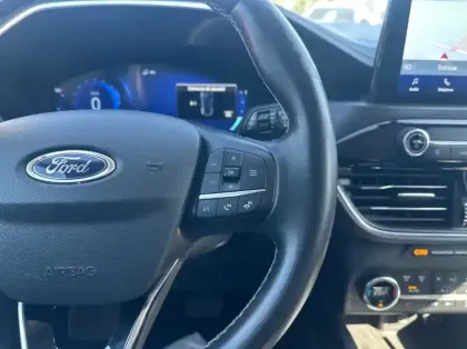 Photo 16 Ford Kuga 2.0 EcoBlue 190ch Vignale BVA i-AWD 11cv