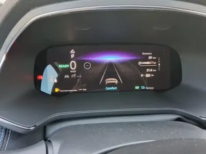 Photo 13 Renault Captur Nouveau E-Tech full hybrid 160 ch esprit Alpine