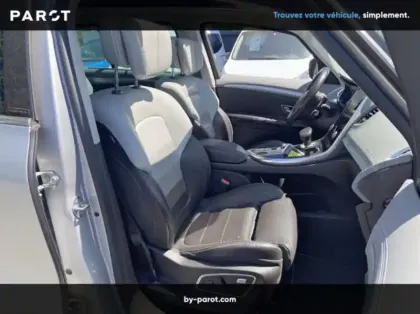 Photo 26 Renault Espace 2.0 Blue dCi 200ch Initiale Paris EDC