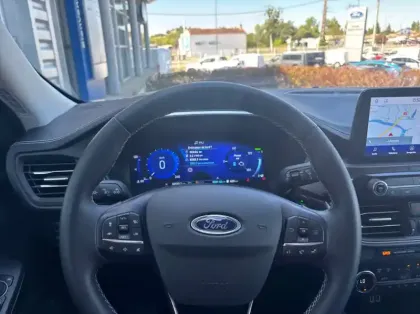 Photo 6 Ford Kuga 2.5 Duratec 225ch PHEV Vignale BVA