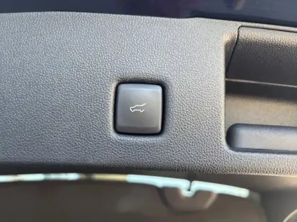 Photo 18 Ford Kuga 2.5 Duratec 225ch PHEV Vignale BVA