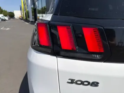 Photo 16 Peugeot 3008  1.2 Puretech 130ch S&S EAT6