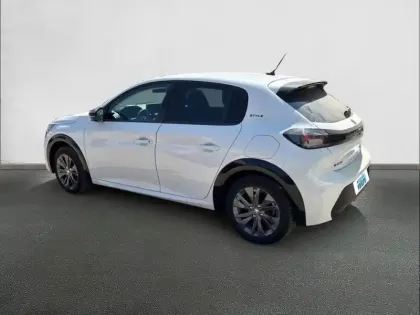 Photo 6 Peugeot 208  Electrique 50 kWh 136ch