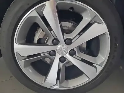 Photo 12 Peugeot 308  SW PureTech 130ch S&S EAT8