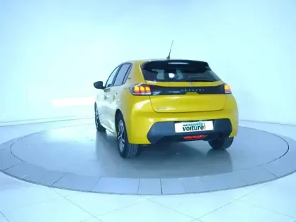 Photo 24 Peugeot 208  PureTech 100 S&S BVM6