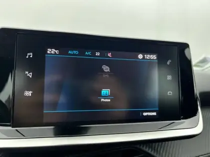 Photo 26 Peugeot 2008  PureTech 130 S&S BVM6