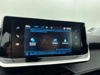 Photo 25 Peugeot 2008  PureTech 130 S&S BVM6