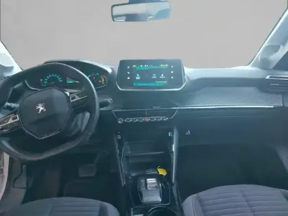 Photo 7 Peugeot 208  Electrique 50 kWh 136ch