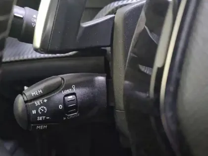 Photo 43 Peugeot 2008  PureTech 130 S&S EAT8
