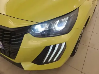 Photo 15 Peugeot 208  PureTech 100 S&S BVM6