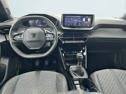 Photo 7 Peugeot 2008  PureTech 100 S&S BVM6