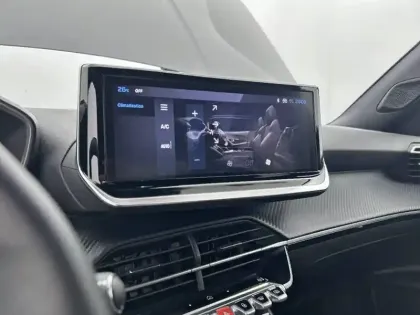 Photo 20 Peugeot 2008  PureTech 100 S&S BVM6