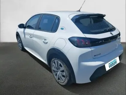 Photo 6 Peugeot 208  Electrique 50 kWh 136ch