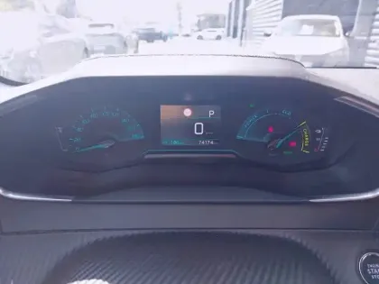 Photo 9 Peugeot 208  Electrique 50 kWh 136ch