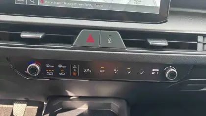 Photo 17 Kia Stonic  1.0 T-GDi 100 ch BVM6