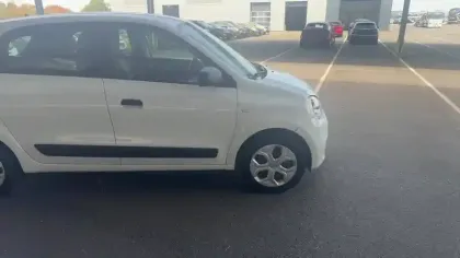 Photo 8 Renault Twingo  III Achat Intégral - 21