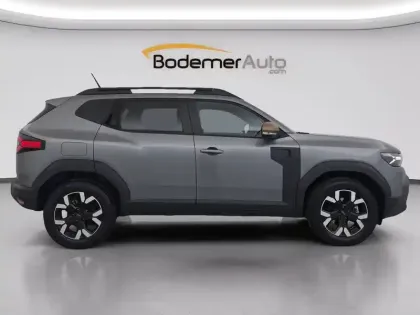 Photo 380 Dacia Duster  Hybrid 140