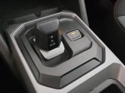 Photo 155 Dacia Duster  Hybrid 140