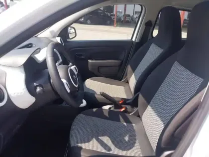 Photo 8 Renault Twingo  III Achat Intégral - 21