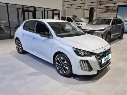Photo 24 Peugeot 208  Hybrid 110 e-DCS6