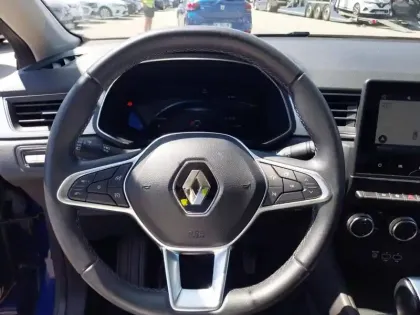 Photo 10 Renault Captur  E-Tech Plug-in 160 - 21
