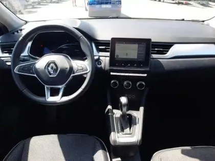 Photo 9 Renault Captur  E-Tech Plug-in 160 - 21