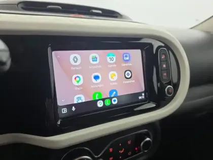 Photo 37 Renault Twingo  III E-Tech