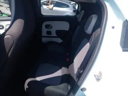 Photo 14 Renault Twingo  III E-Tech