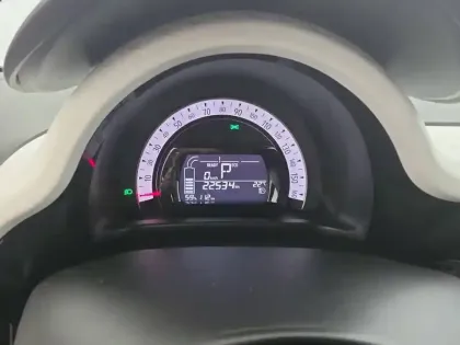 Photo 34 Renault Twingo  III E-Tech