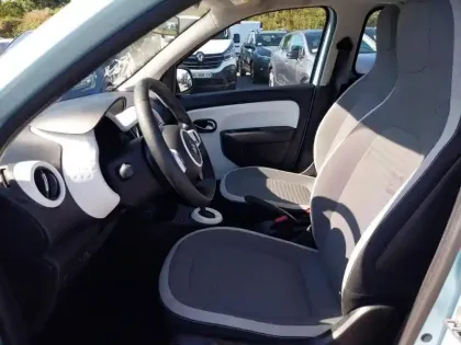 Photo 8 Renault Twingo  III E-Tech