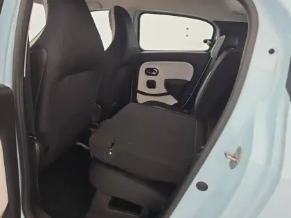Photo 180 Renault Twingo  III E-Tech