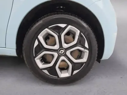 Photo 307 Renault Twingo  III E-Tech