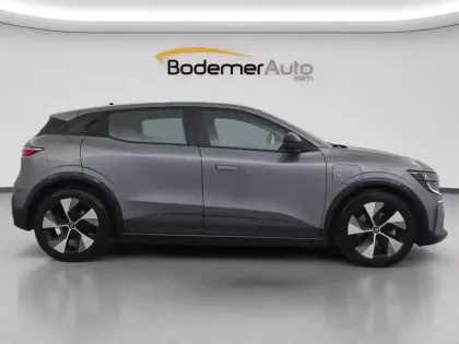 Photo 45 Renault Megane  E-Tech EV60 220 ch super charge