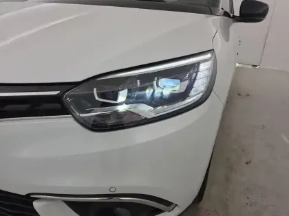 Photo 56 Renault Scenic Grand  TCe 160 FAP EDC