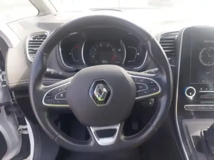 Photo 10 Renault Scenic Grand  TCe 160 FAP EDC