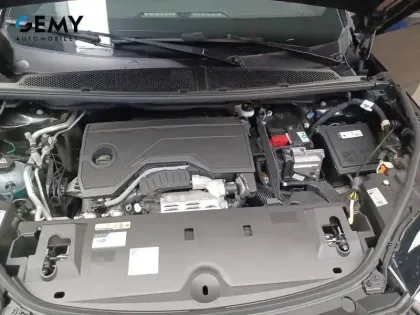 Photo 12 Peugeot 3008  Hybrid 136 e-DCS6
