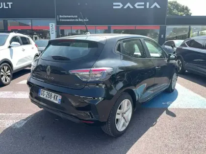 Photo 8 Renault Clio  E-Tech full hybrid 145
