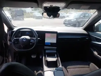 Photo 9 Renault Austral  E-Tech hybrid 200