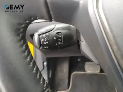 Photo 16 Peugeot 208  Electrique 50 kWh 136ch