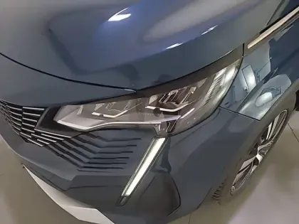 Photo 15 Peugeot 3008  Hybrid 225 e-EAT8