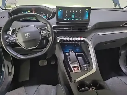 Photo 7 Peugeot 3008  Hybrid 225 e-EAT8
