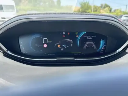 Photo 19 Peugeot 3008  Hybrid 225 e-EAT8